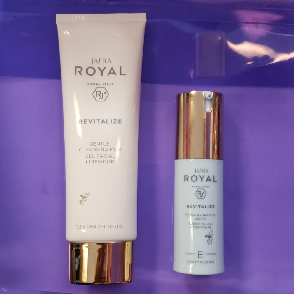 Royal Jelly Revilalize Ritual - Picture 2 of 3